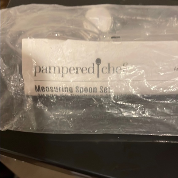 Pampered Chef Measuring Spoon Set - Picture 1 of 2
